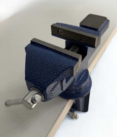 Imadło ślusarskie z kowadłem 60 mm