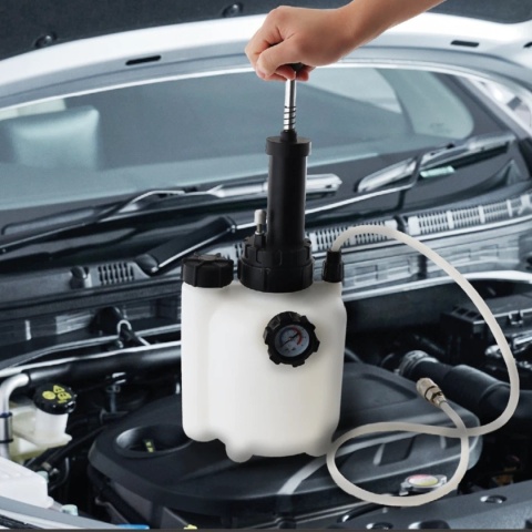 Zestaw do odpowietrzania hamulców